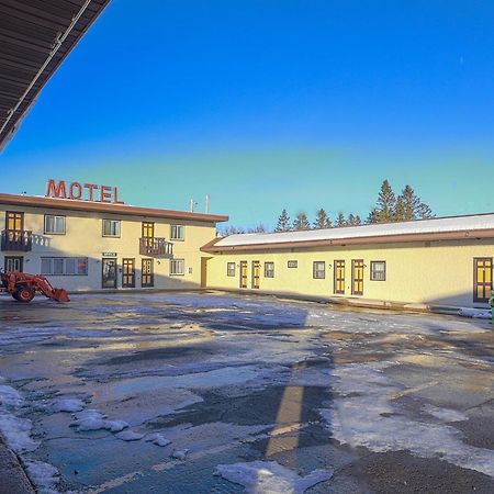 Love Hotels Silver Street By Oyo At Hurley Wi Esterno foto